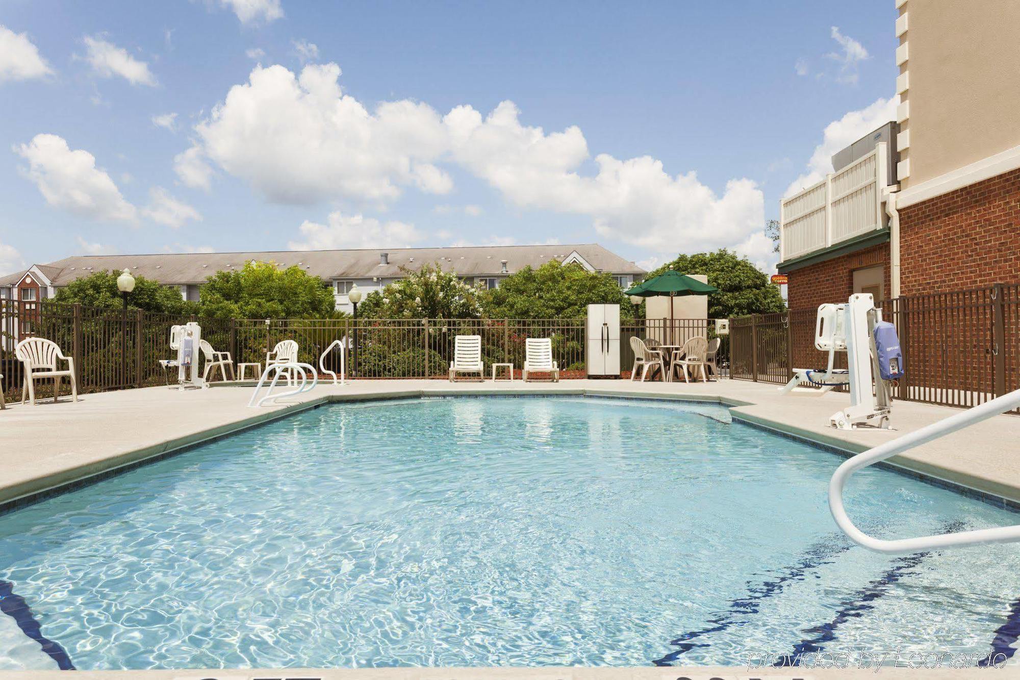 Country Inn & Suites By Radisson, Tifton, Ga Eksteriør billede